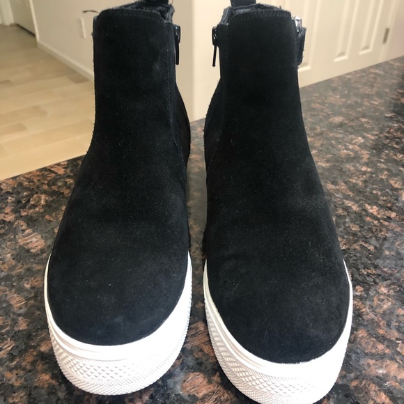 steve madden laguna suede sneaker